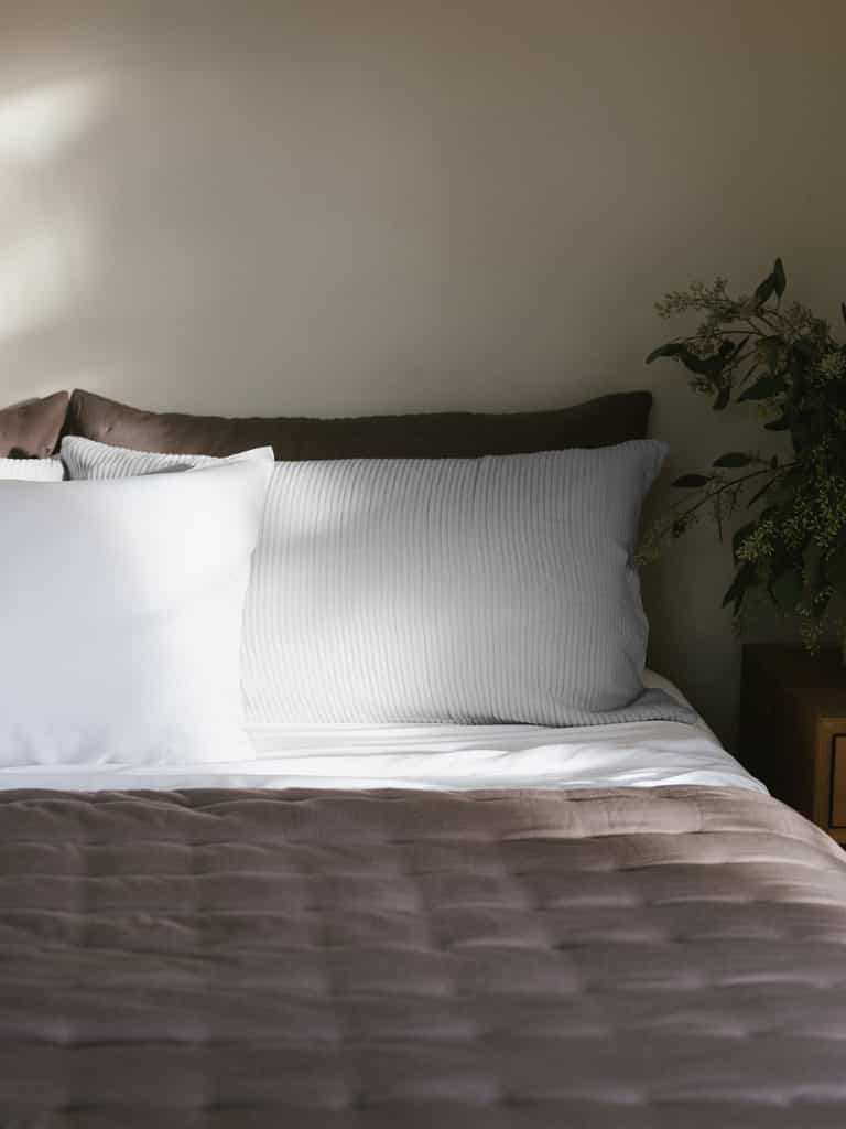 Light Grey coverlet sham on bed with charcoal linen puckered quilt |Color:Light Grey