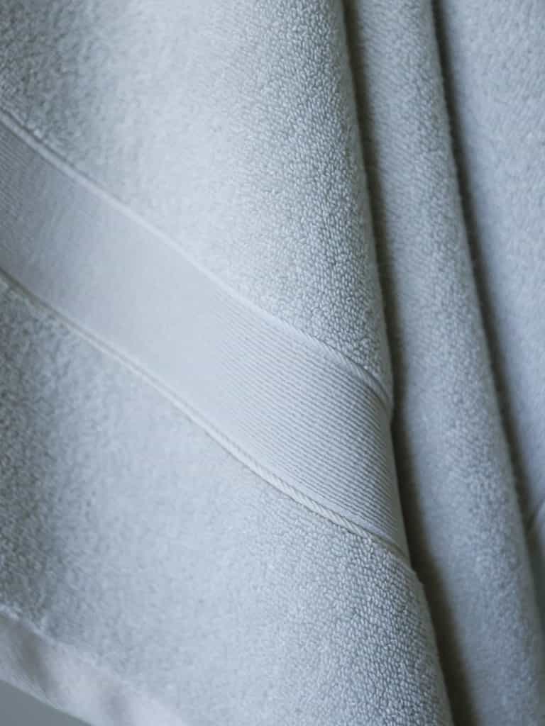 Close up of light grey luxe bath towel |Color:Light Grey