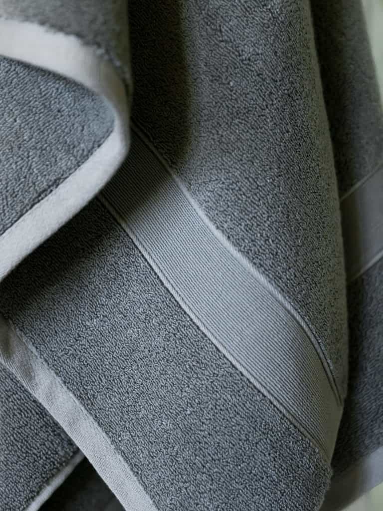 Close up of charcoal luxe bath sheet |Color:Charcoal
