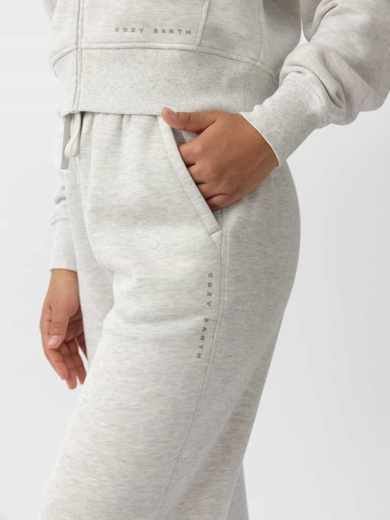 Woman wearing Heather Grey CityScape Wide Leg Pant with white background |Color: Heather Grey