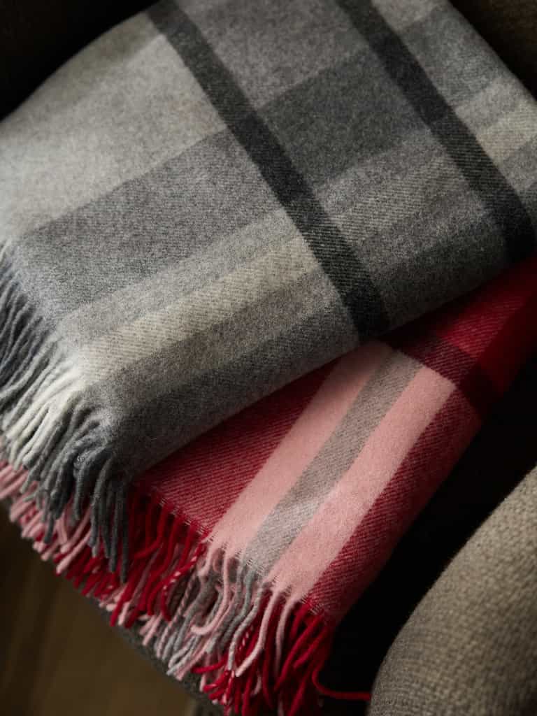 Grey and pink lucca throws folded |Color:Grey