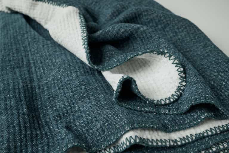 Cozy Cotton Organic Throw