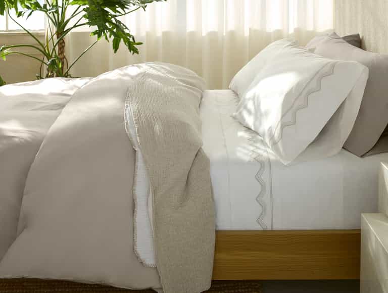 Vista Embroidered Organic Percale Sheet Set - Coyuchi | Alpine White w/Stone