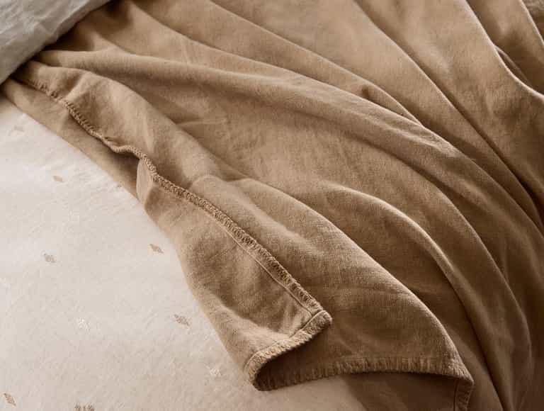 Helena Organic Linen Blanket | Doe