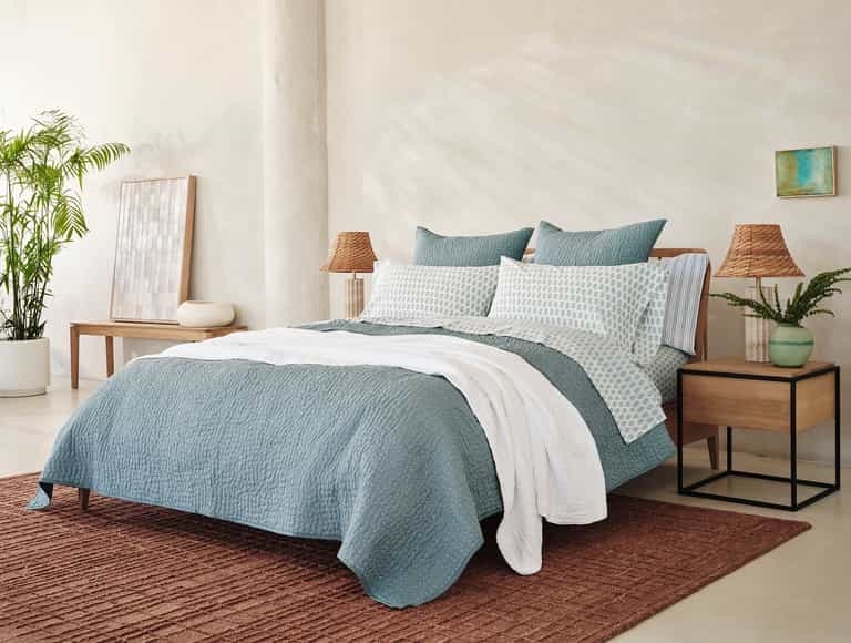 Pebbled Handstitched Organic Quilt - Coyuchi | Lagoon