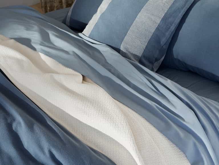 Honeycomb Organic Blanket | White