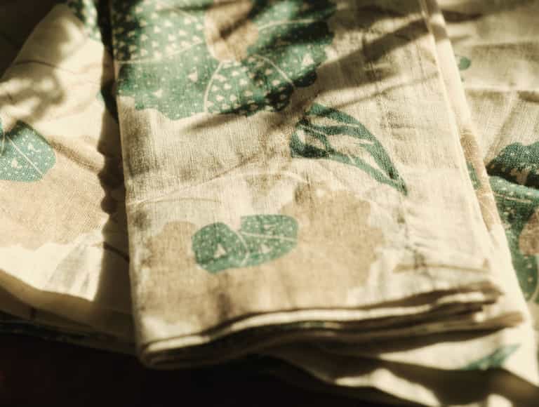 Aurora Print Table Runner