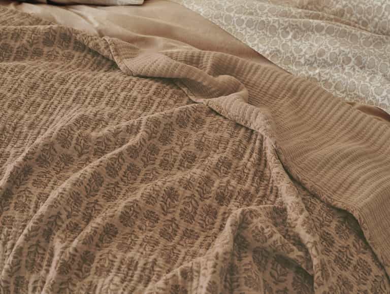 Mirada Organic Matelasse Coverlet