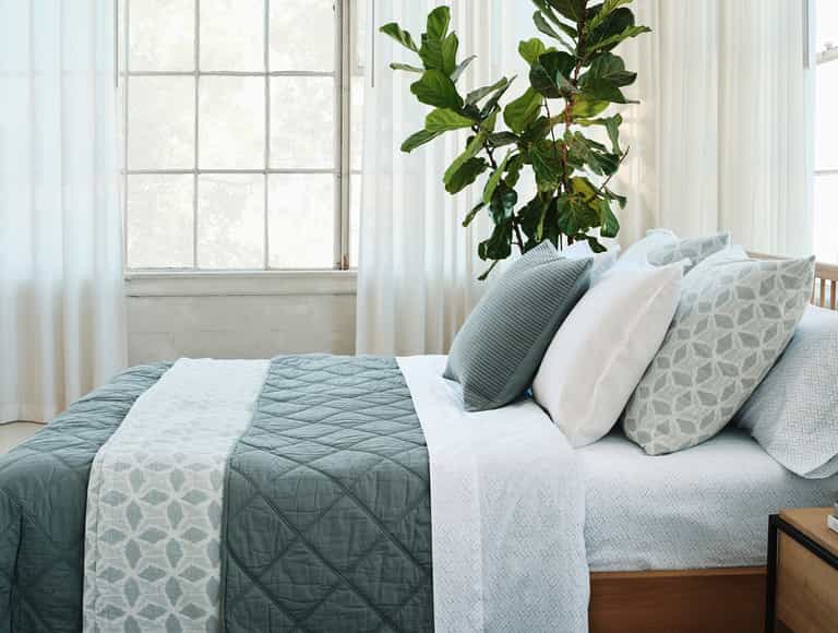 Palomar Organic Coverlet