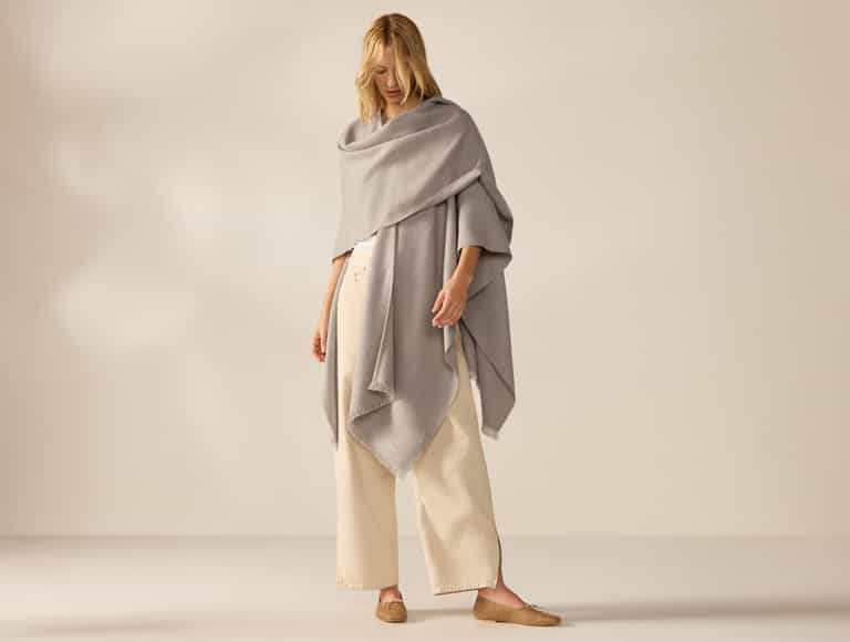 Alpaca Travel Wrap