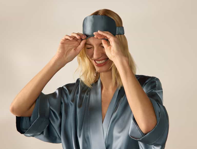 Selene Organic Silk Eye Mask