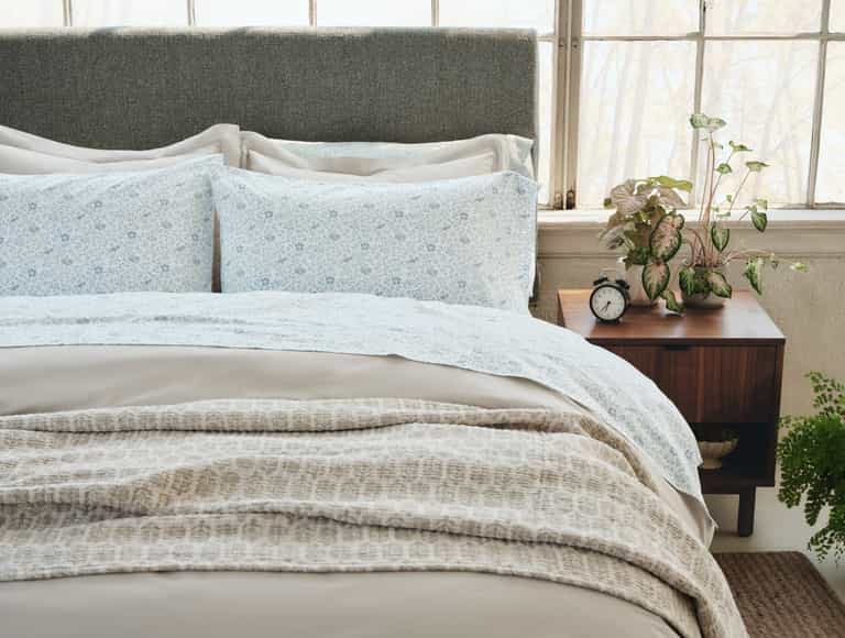 Mirada Organic Matelasse Coverlet