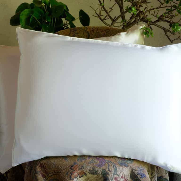 Charmeuse Silk Pillowcase with Mulberry Silk Filling - Standard / White