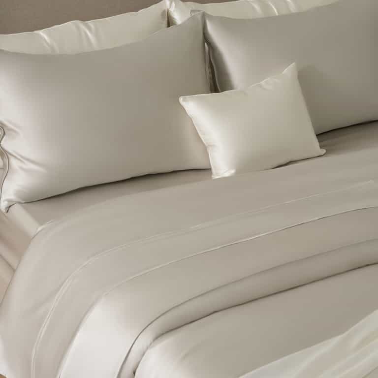 Charmeuse Silk Duvet Cover - Machine Washable
