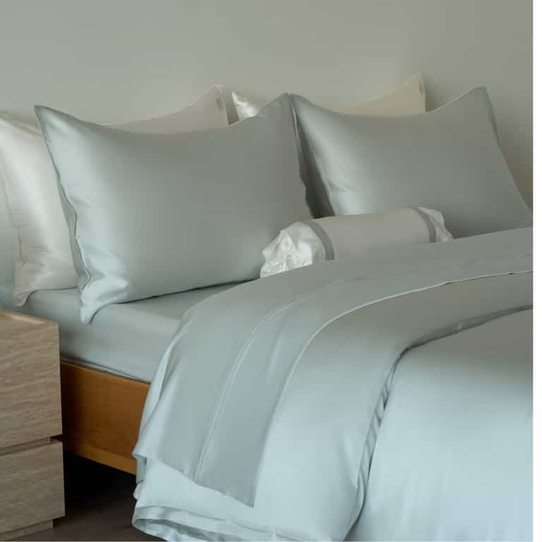 Charmeuse Silk Fitted Sheet - Machine Washable - Sky / Twin