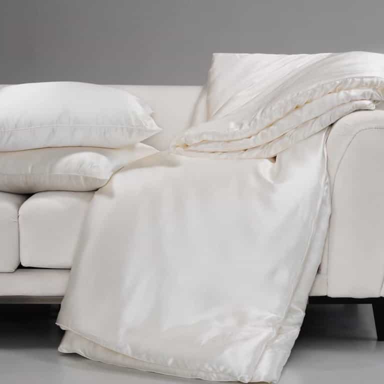 All Season Silk Filled Comforter with Silk Shell