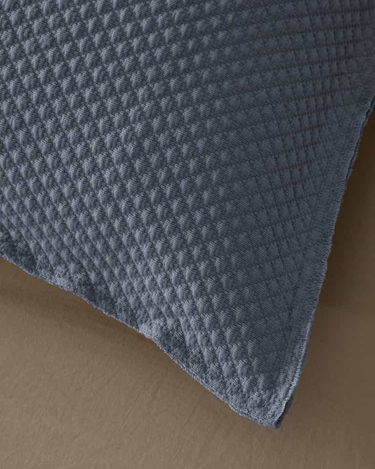 Buti' Geo Cushion