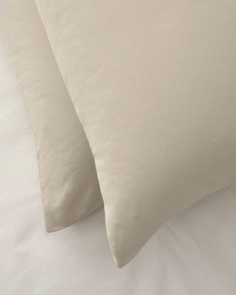 Miro Plain Pillow Cases Set
