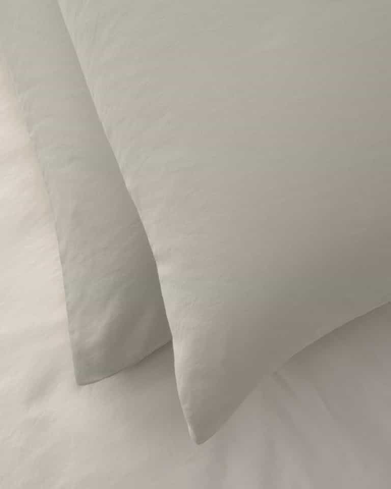 Miro Plain Pillow Cases Set