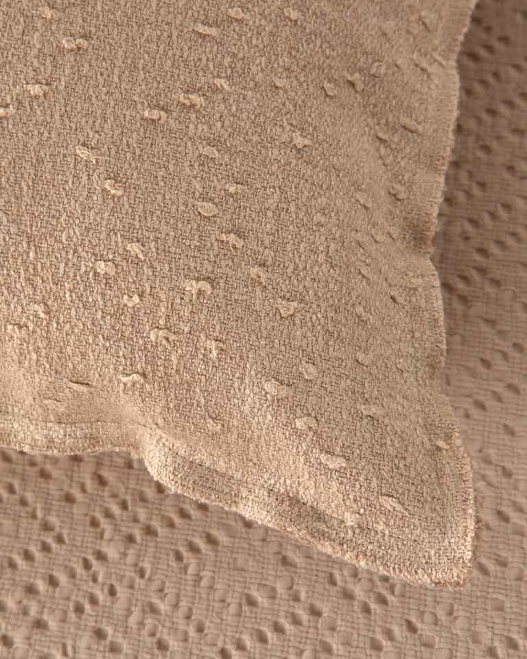 Plume Cushion