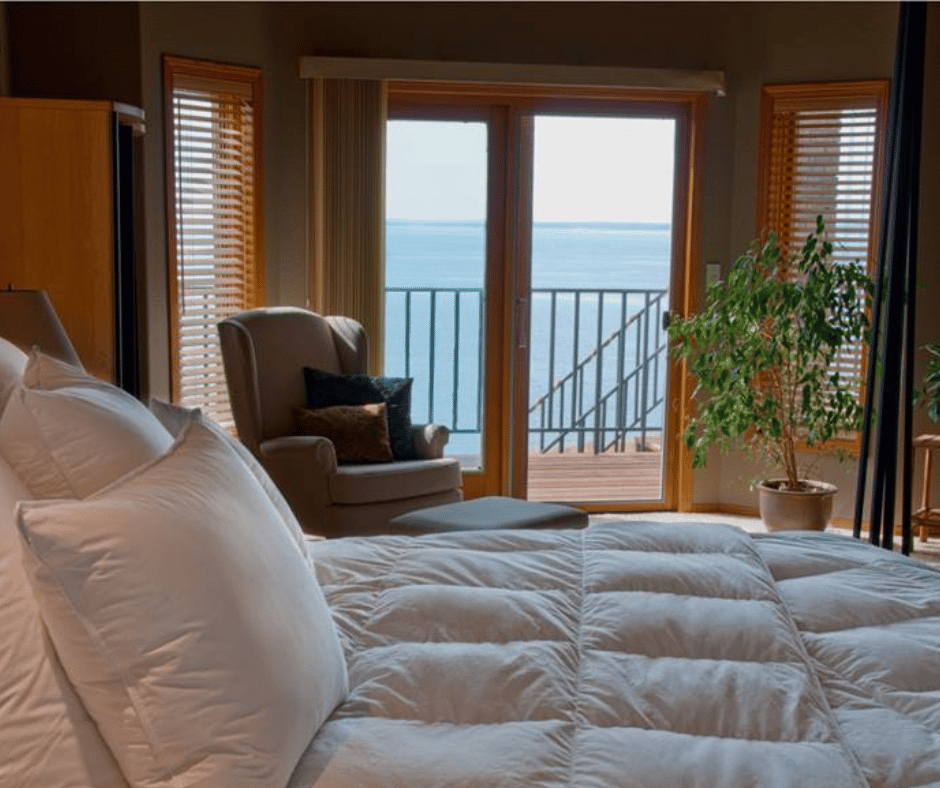 Cloud 700- Best for: A Lofty, Luxurious Feel Without Excess Warmth