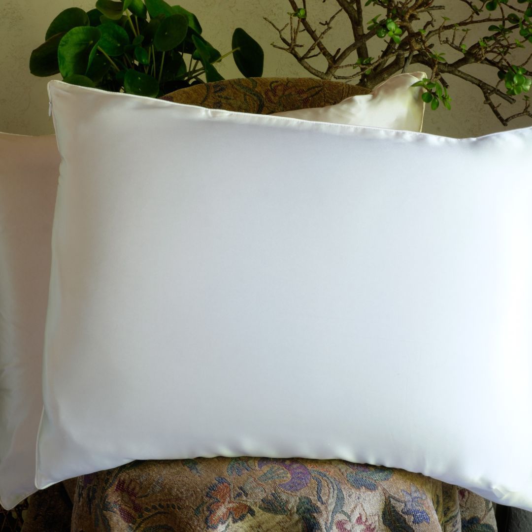 Premium silk-filled cushion with a removable silk pillowcase, designed to instantly transform your regular pillow into a luxurious, soft, and breathable silk pillow for ultimate comfort.