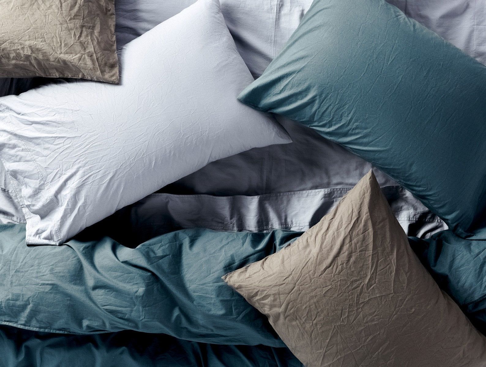 Organic Crinkled Percale™ Sheet Set - Coyuchi | Steel Blue