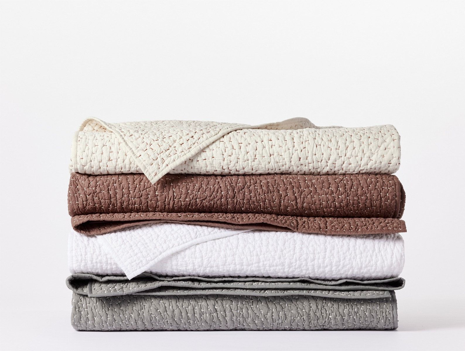 Pebbled Handstitched Organic Quilt | Alpine White