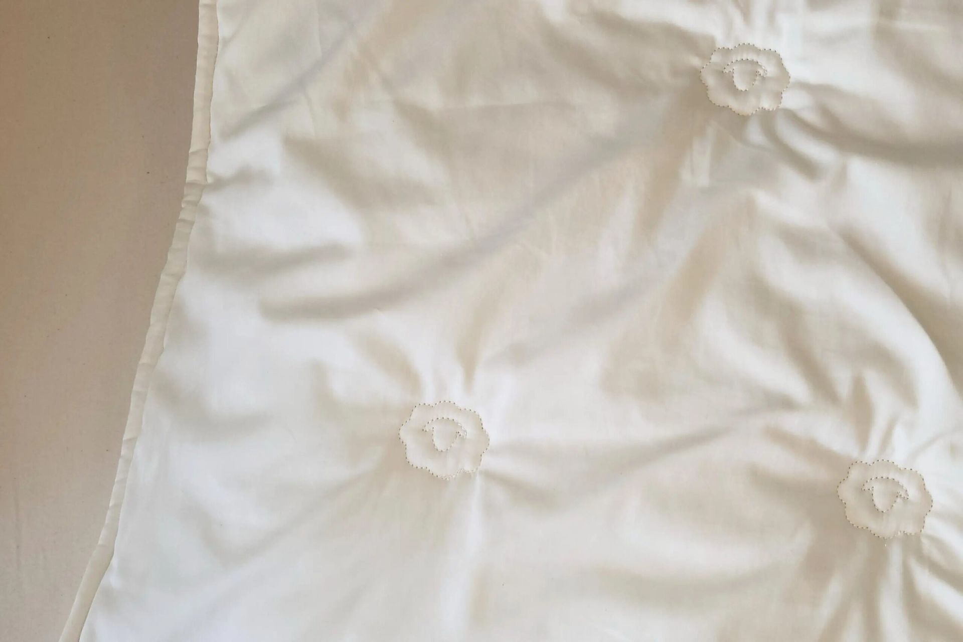 Holy Lamb Organics Crib Light Certified Organic Wool Comforter