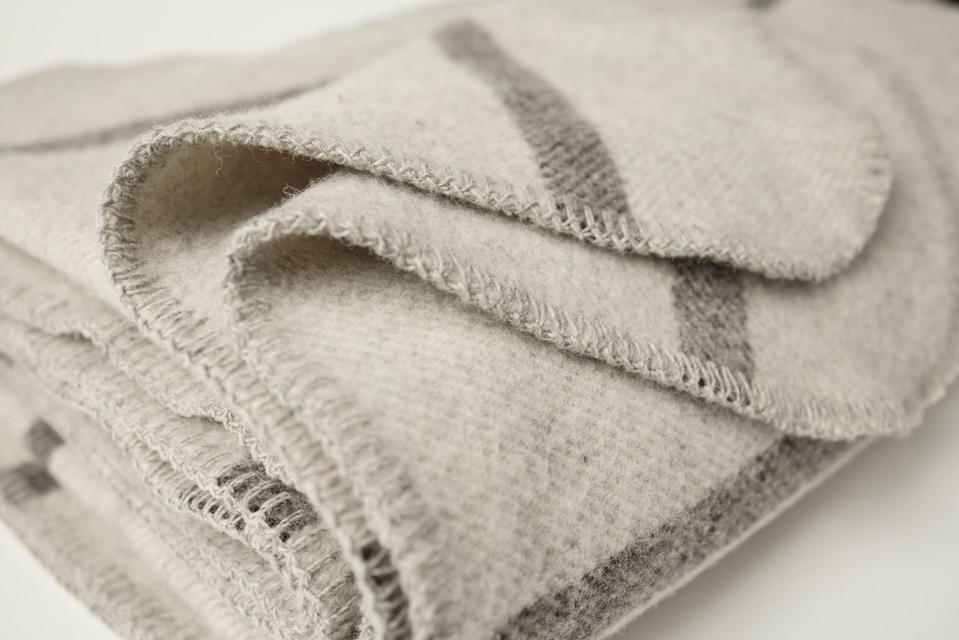 Tahoe Wool Blanket | Soft Gary