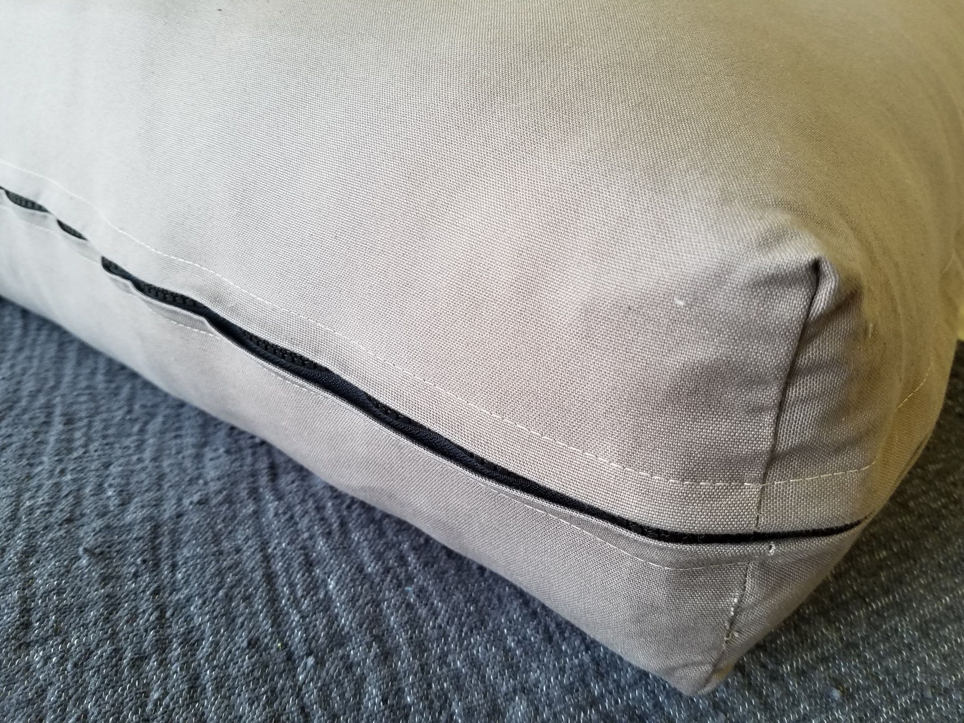 Holy Lamb Organics Natural Pet Beds