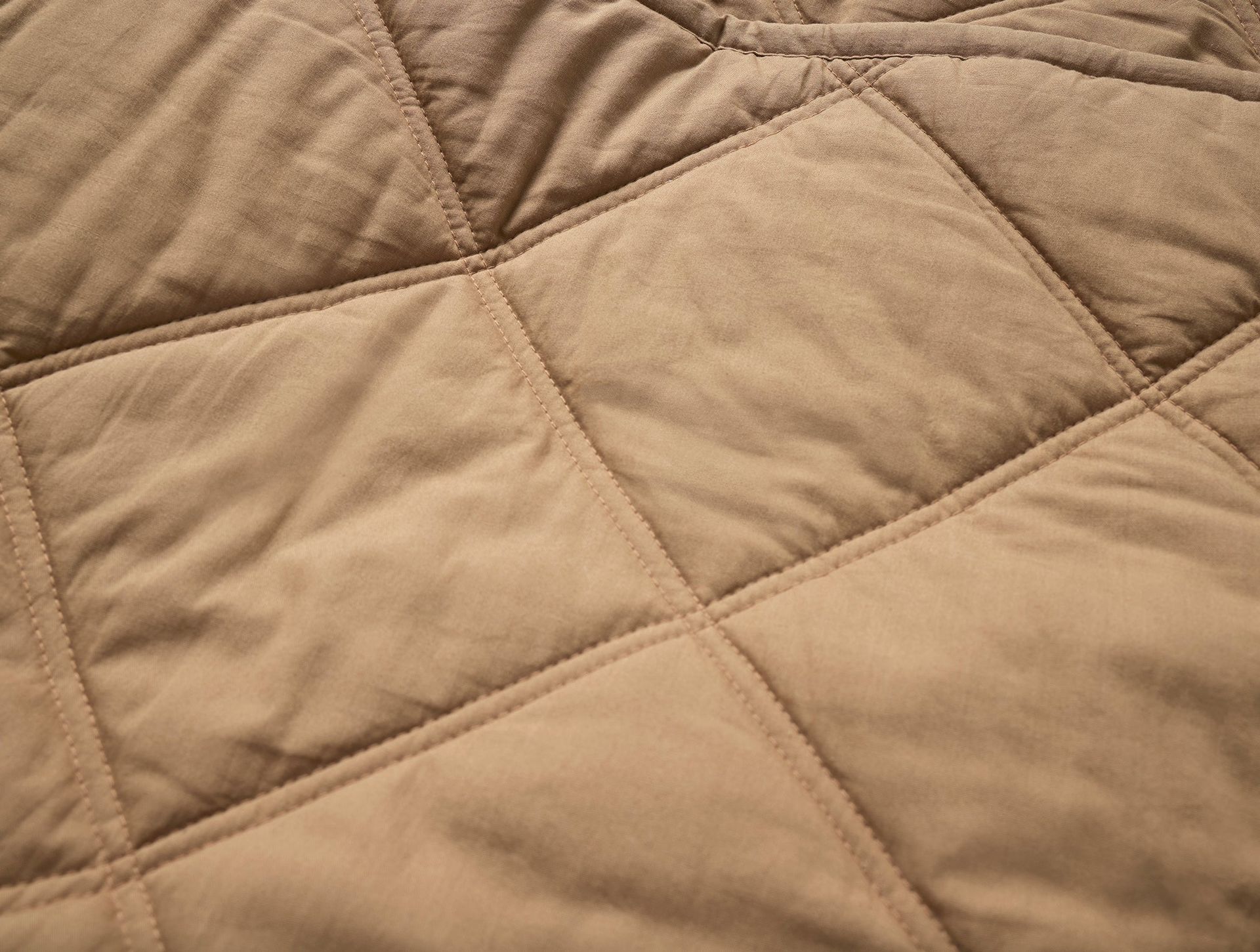 Diamond-Stitched Organic Cotton Comforter | Doe