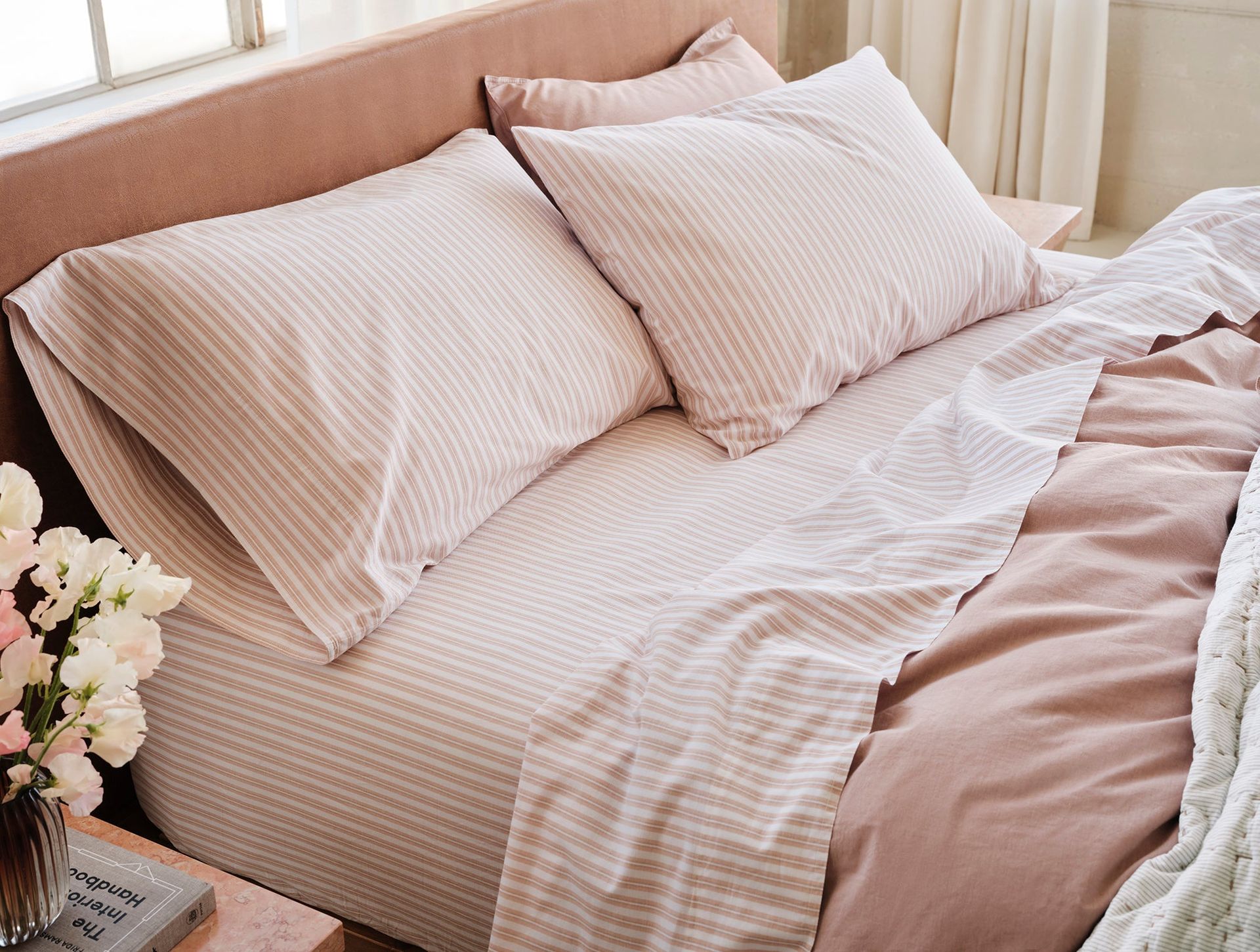 Organic Crinkled Percale™ Sheet Set - Coyuchi | Praline Stripe
