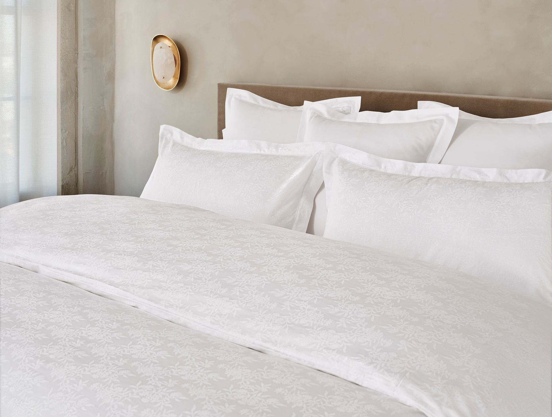 Heirloom Organic Jacquard Duvet Cover - Coyuchi | Alpine White