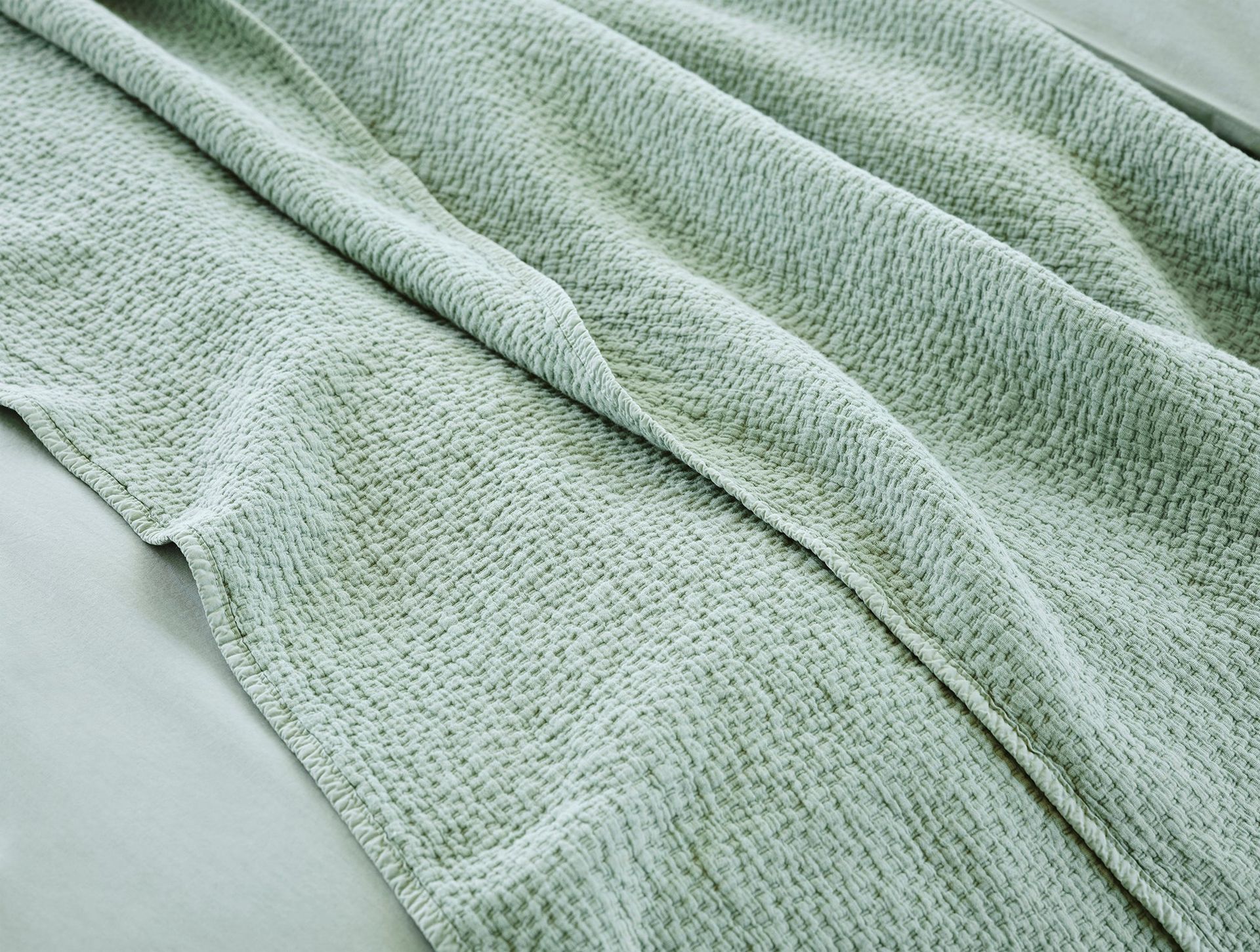 Cascade Organic Matelasse Blanket - Coyuchi | Seafoam