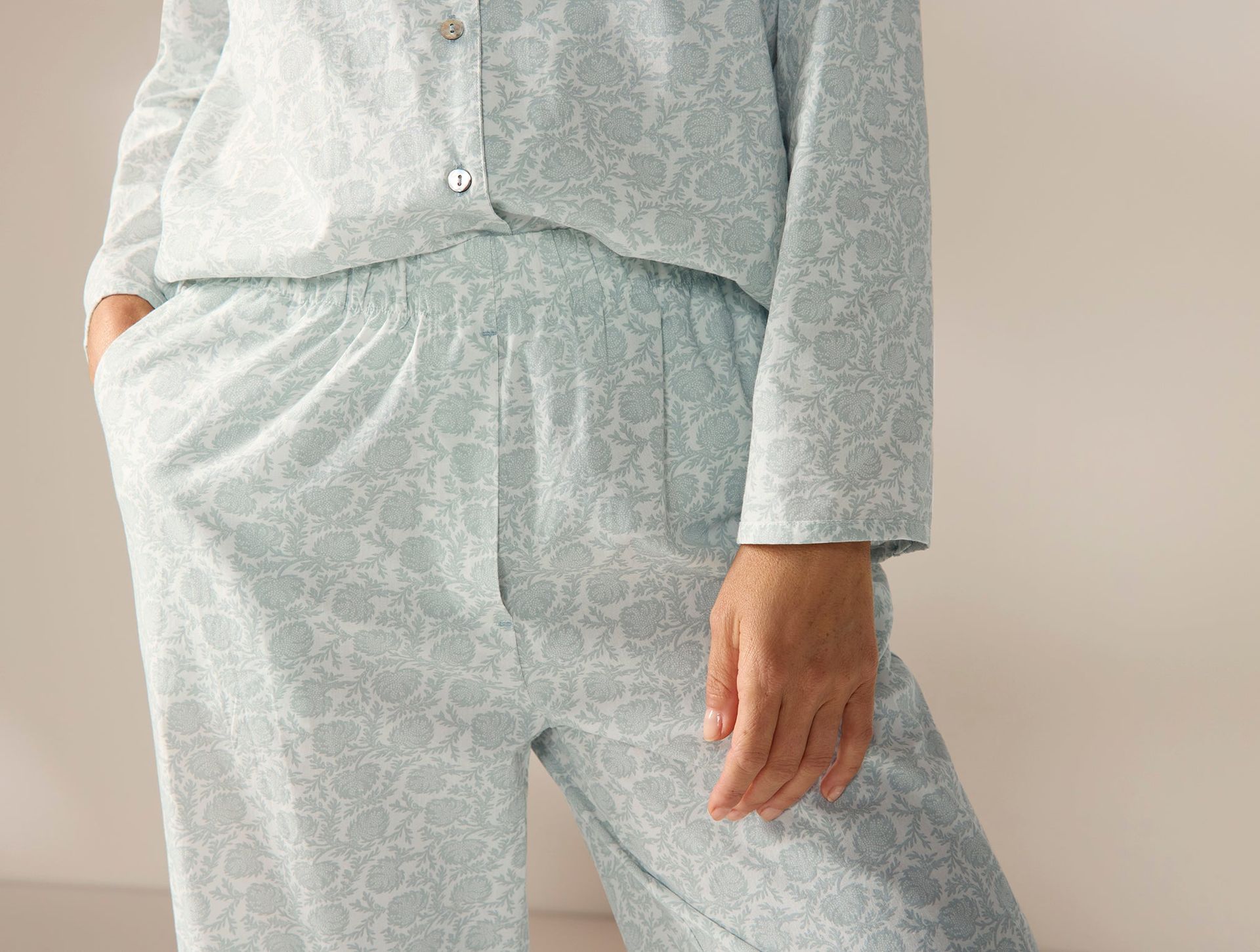 Women's Isla Organic Cotton Long Sleeve Pajama Set - Coyuchi | Dew Robles