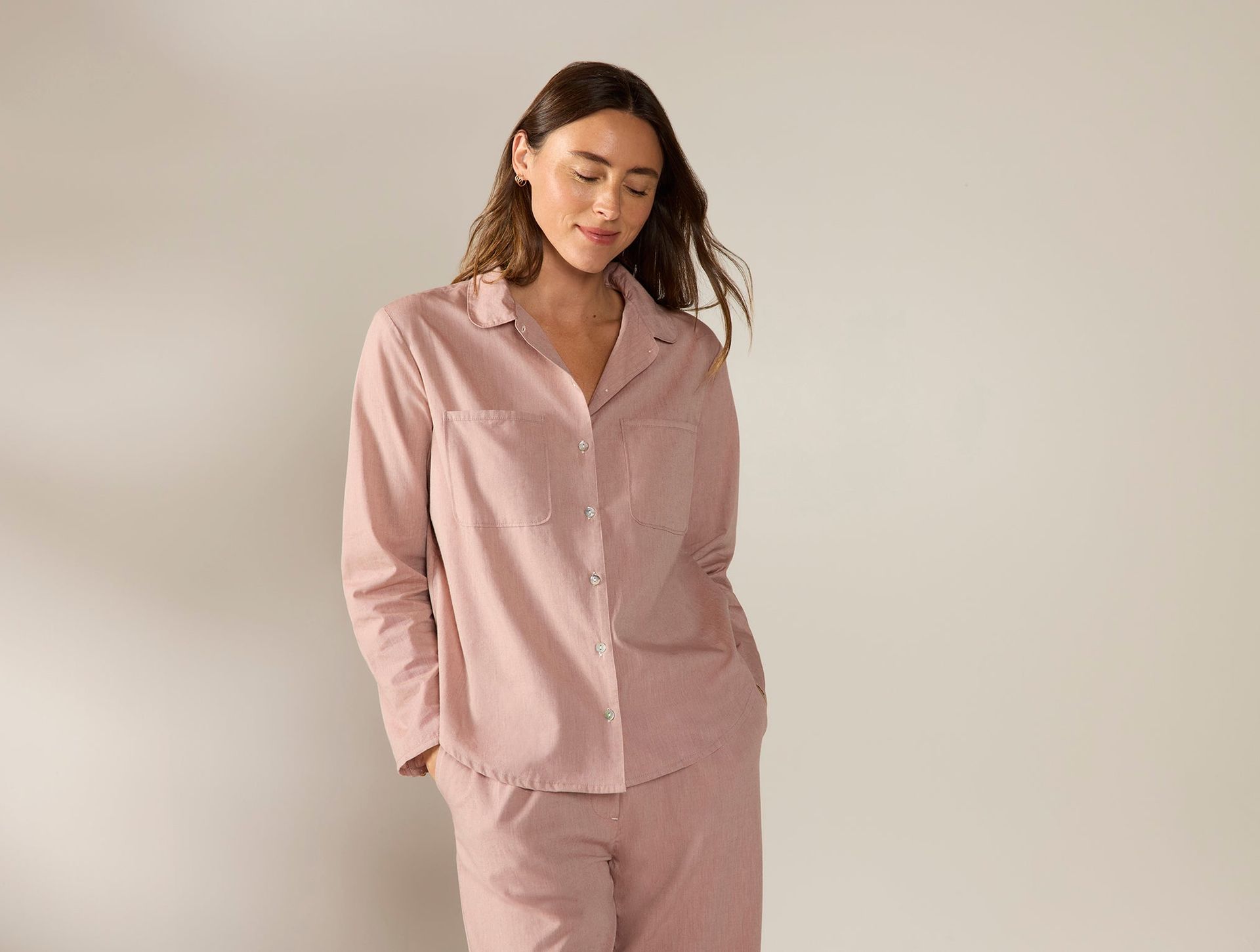 Women's Isla Organic Cotton Long Sleeve Pajama Set - Coyuchi | Praline Chambray
