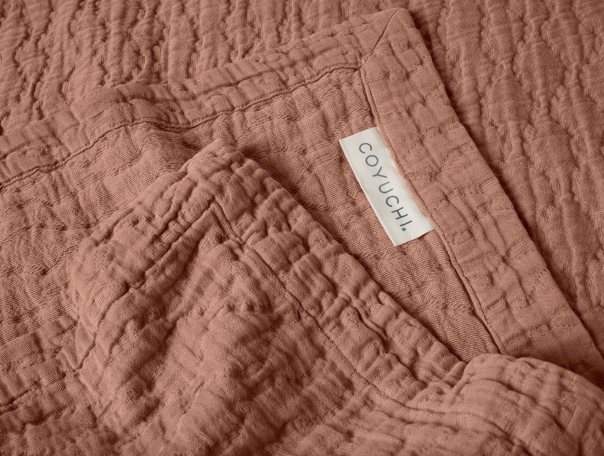 Pescadero Matelasse Organic Blanket - Coyuchi | Praline