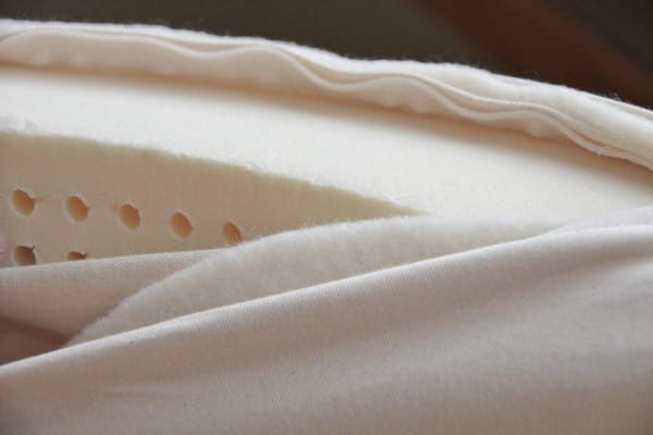 Soaring Heart Organic Shikibuton - Latex 3.5"