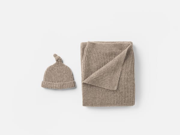 Andes Suri Alpaca Knit Baby Gift Set - Image 2