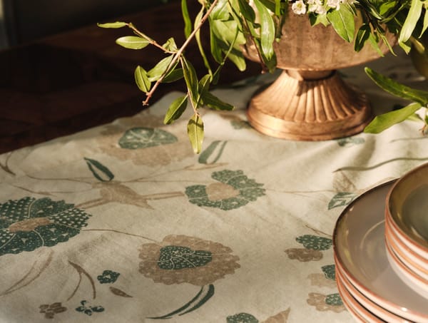 Aurora Print Table Runner | Natural w/Surf