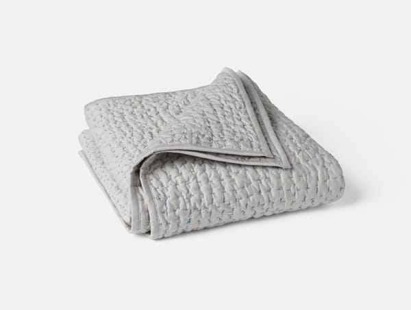 Pebbled Handstitched Organic Toddler Quilt | Pale Gray w/Cools