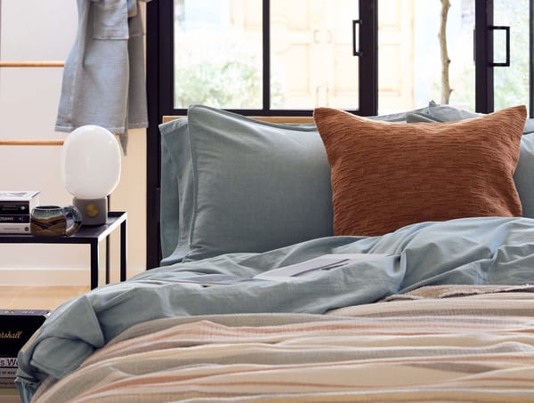 Organic Crinkled Percale™ Sheet Set - Coyuchi | Surf Chambray