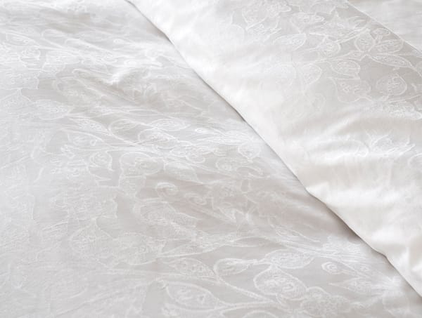 Heritage Organic Jacquard Border Pillowcases - Coyuchi | Alpine White