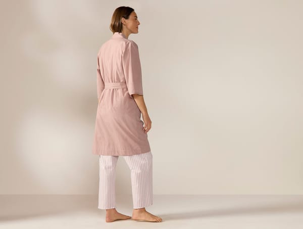 Women's Isla Organic Cotton Robe - Coyuchi | Praline Chambray