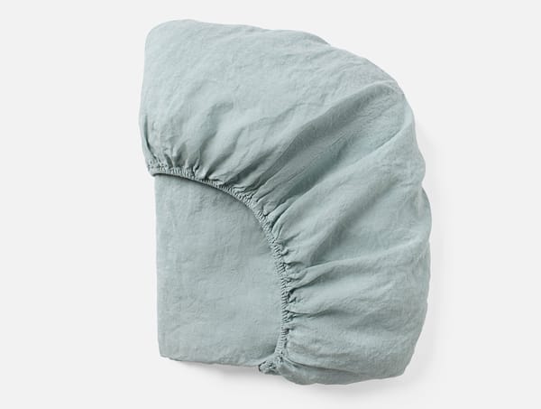 Organic Relaxed Linen Fitted Sheet - Coyuchi | Pacific Blue Chambray