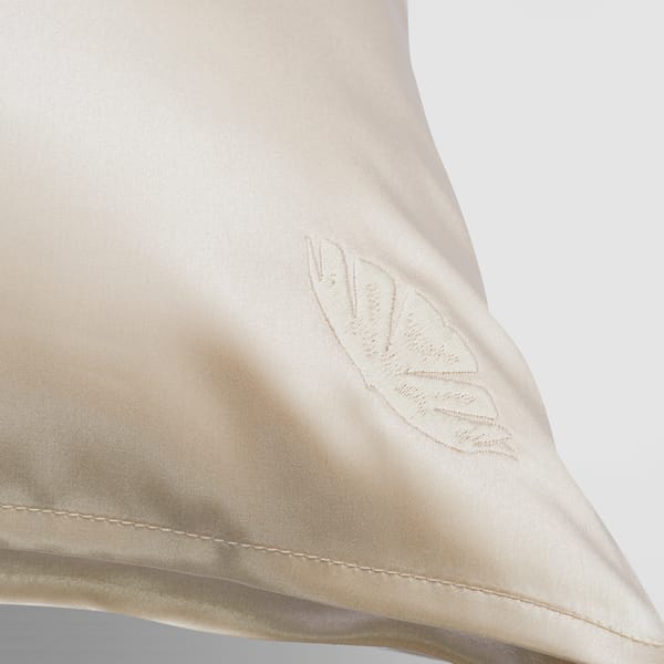 La Seta Silk Pillowcase with Embroidery - Image 6