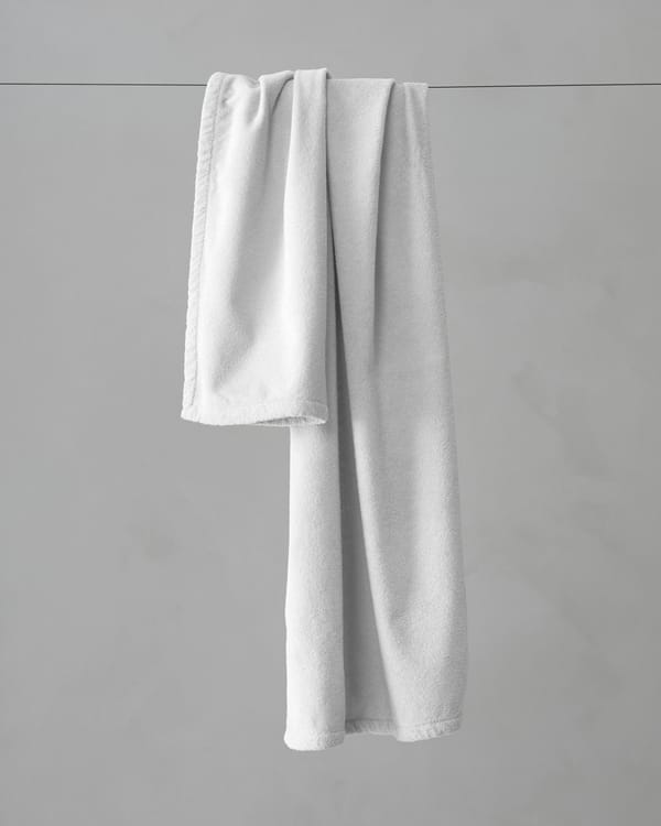 Crisp Towel Set - Image 3