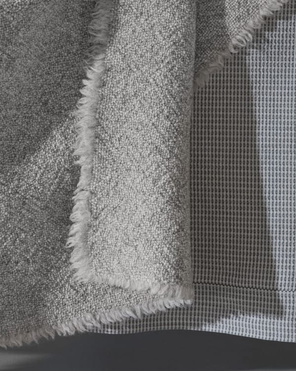 Des Blanket - Image 2