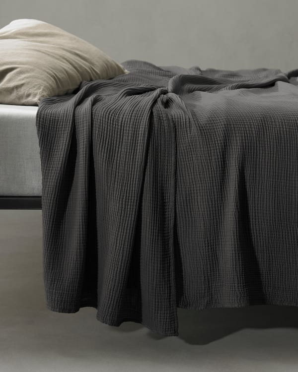 Free New Bedcover - Image 6